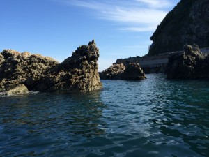 日本海笹川流れ奇岩